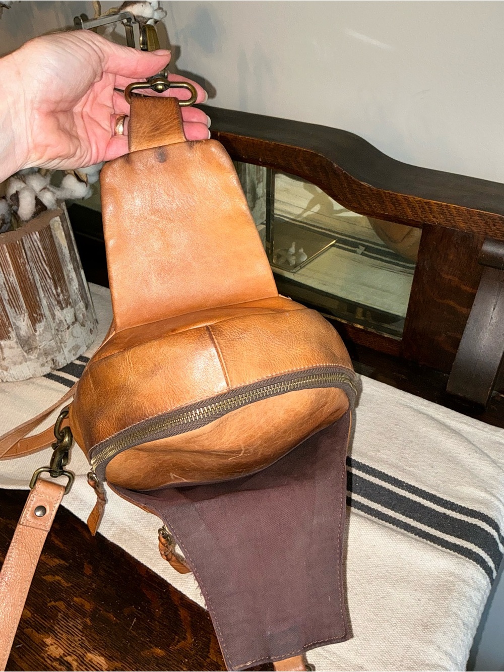 Bed Stu Leather Beau Unisex Backpack Sling Bag Tan Rustic MSRP $260 - Picture 10 of 14